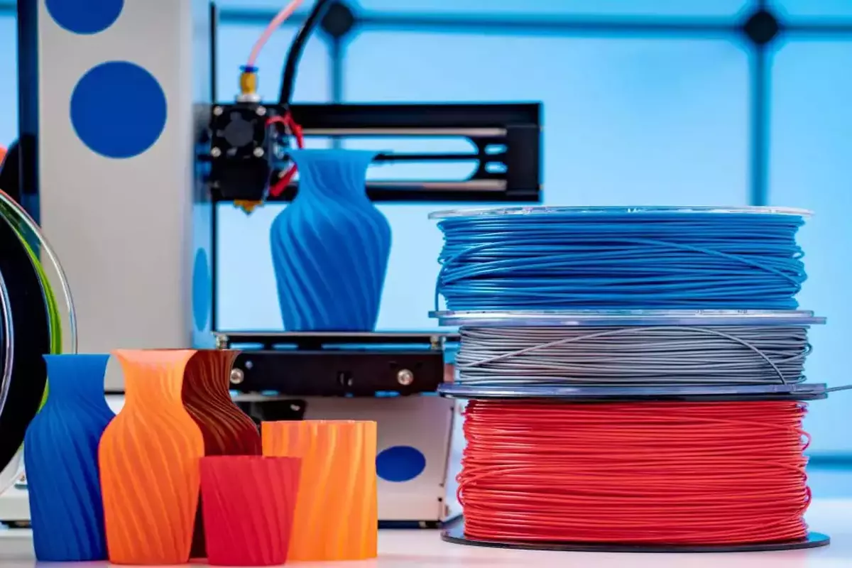 Different 3D printer filaments