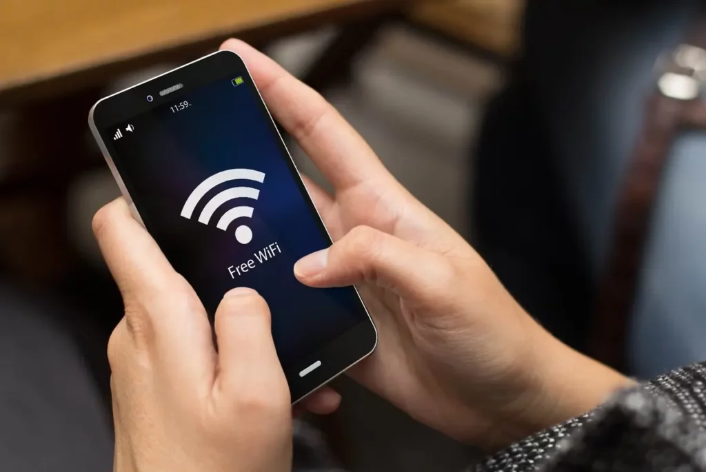 WiFi appears and dissapears only in your mobile phone