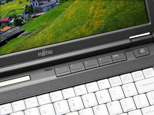 Fujitsu Lifebook 7220S