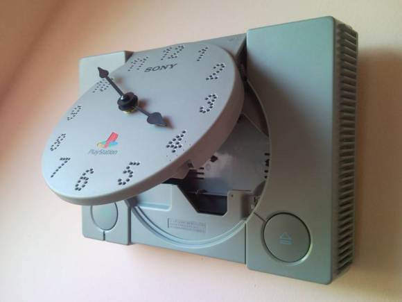 Reloj PlayStation 4