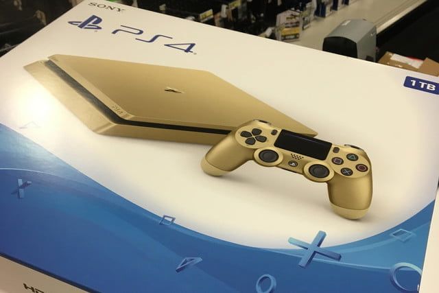 PlayStation 4 dorada gold