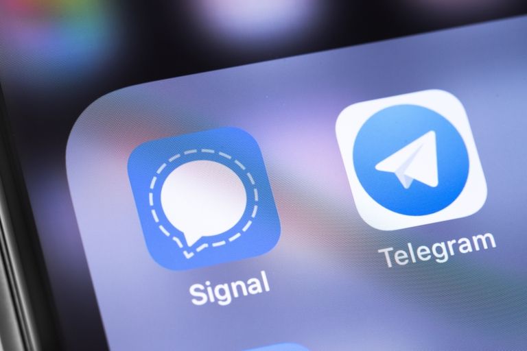 Cómo saber el estado del servicio en Signal o Telegram
