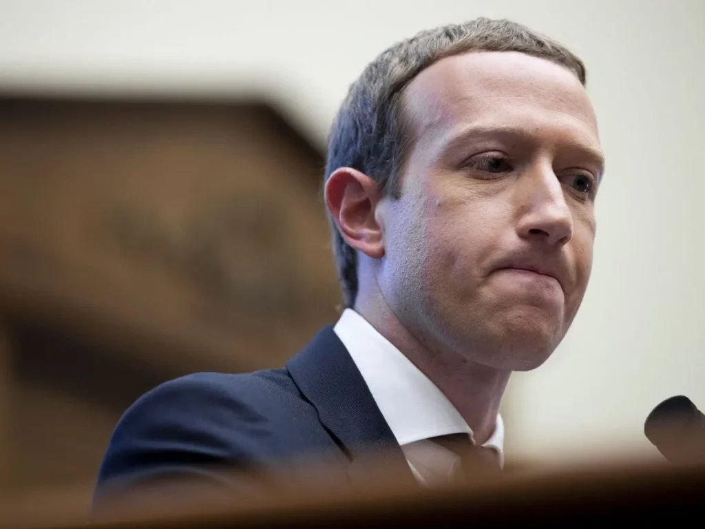 Los empleados de Meta ya no confían en Mark Zuckerberg