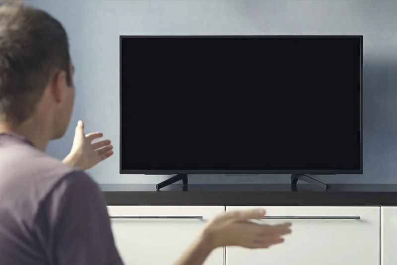 TV pantalla negra
